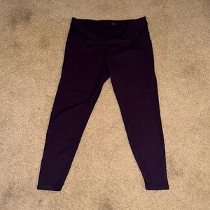 Danskin Purple Leggings with Pockets